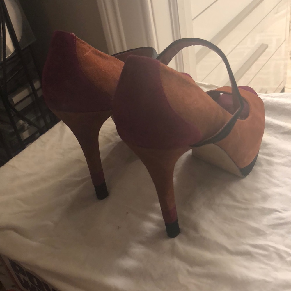Shoes - Picture 3 of 3